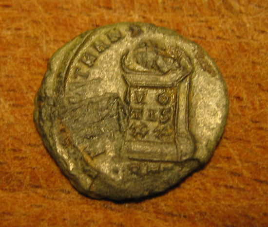 Romeinse Follis, metaaldetector vondsten